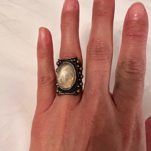 Low Luv Moon Ring - Picture 4 of 7